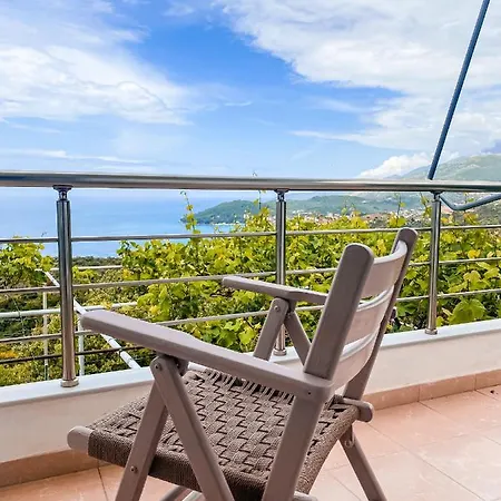 Pensjonat Elea Himara