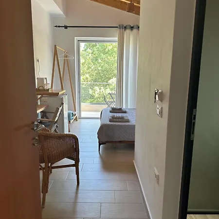 Elea Pensjonat Himara