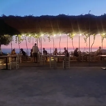 Casa de hóspedes Elea 3*