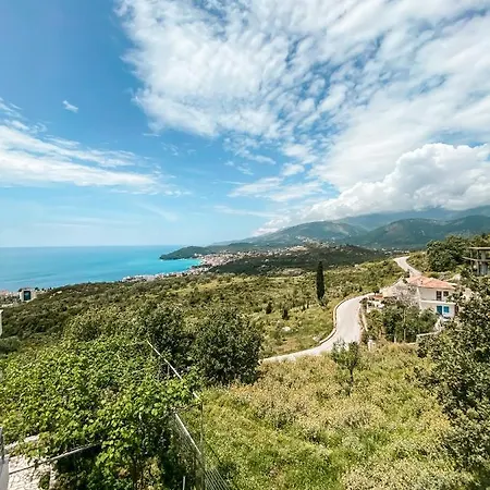 Elea Pensionat 3*
