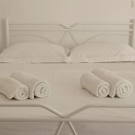 Guest house Elea Himare