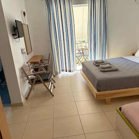 Elea Casa de hóspedes Himare