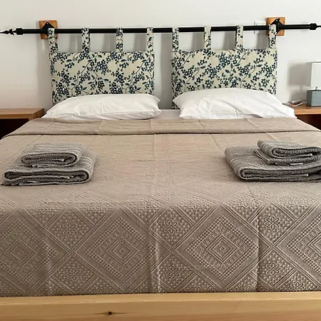 Elea Casa de hóspedes 3*